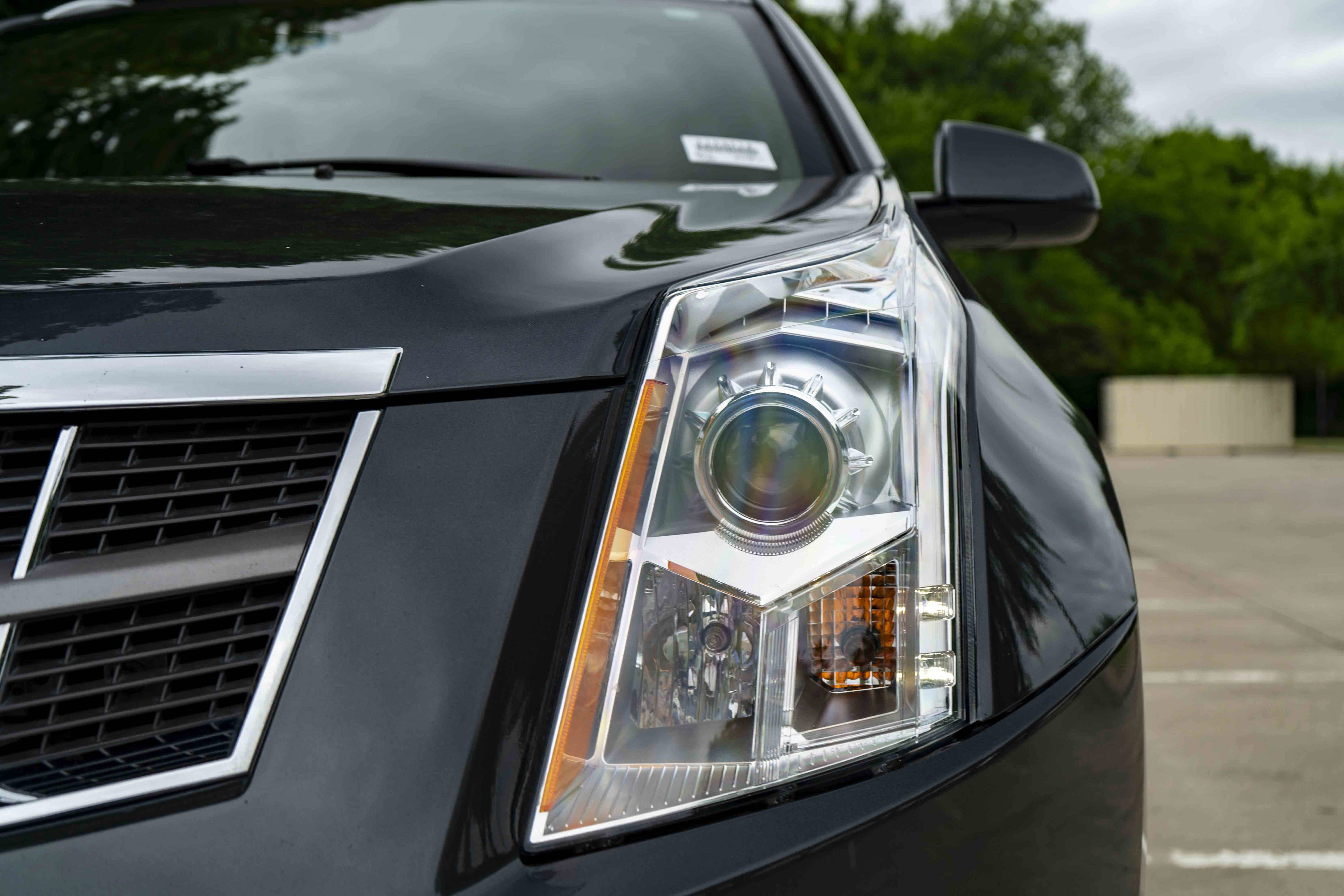 Used 2012 Cadillac SRX Luxury FWD image 11