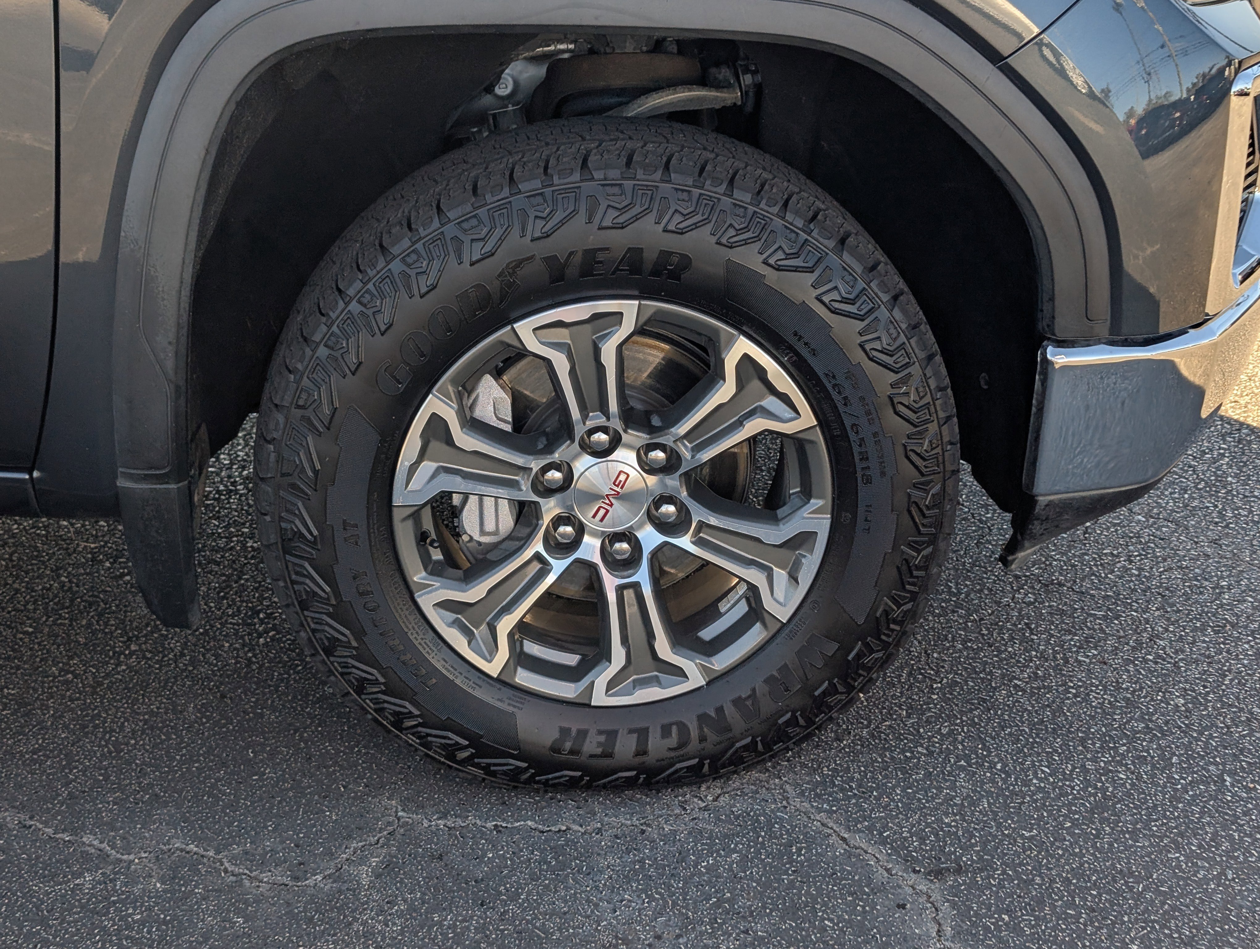 Used 2021 GMC Sierra 1500 SLT w/ X31 Off-Road Package image 7