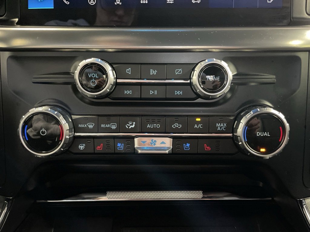 Used 2023 Ford F150 Lariat w/ Equipment Group 502A High image 46