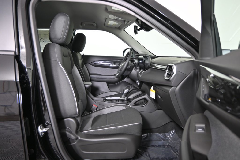 New 2026 Chevrolet TrailBlazer LT w/ Convenience Package image 18