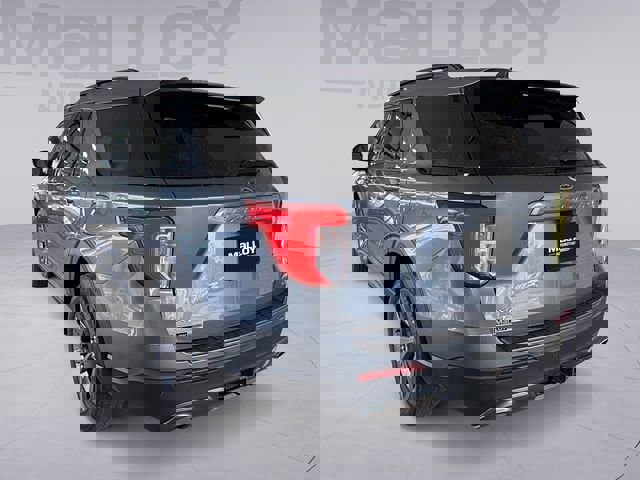 Used 2023 Ford Explorer XLT w/ Equipment Group 202A image 3