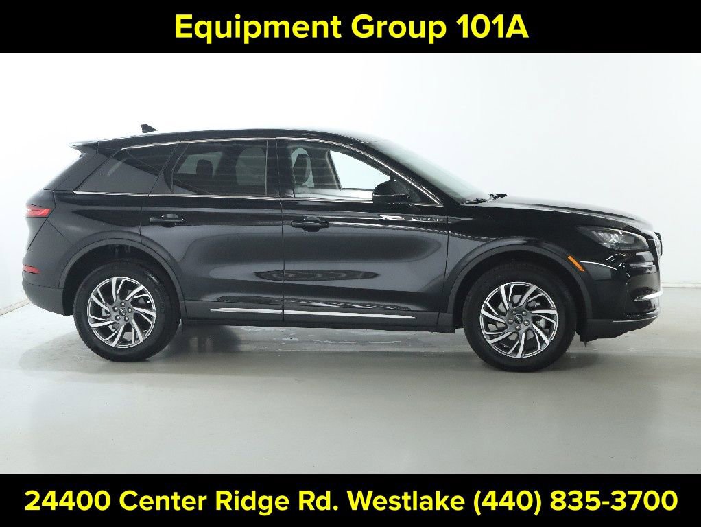 Used 2023 Lincoln Corsair FWD w/ Equipment Group 101A image 11