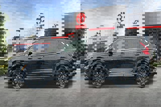 Used 2025 Honda CR-V Sport-L image 8