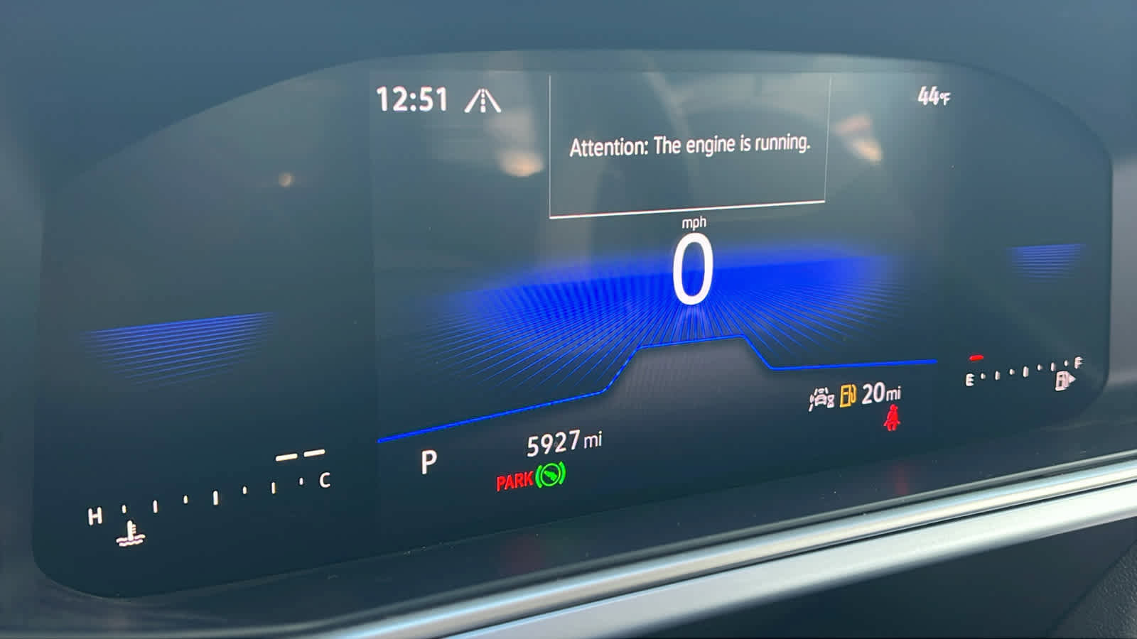 Used 2025 Volkswagen Taos SE image 21