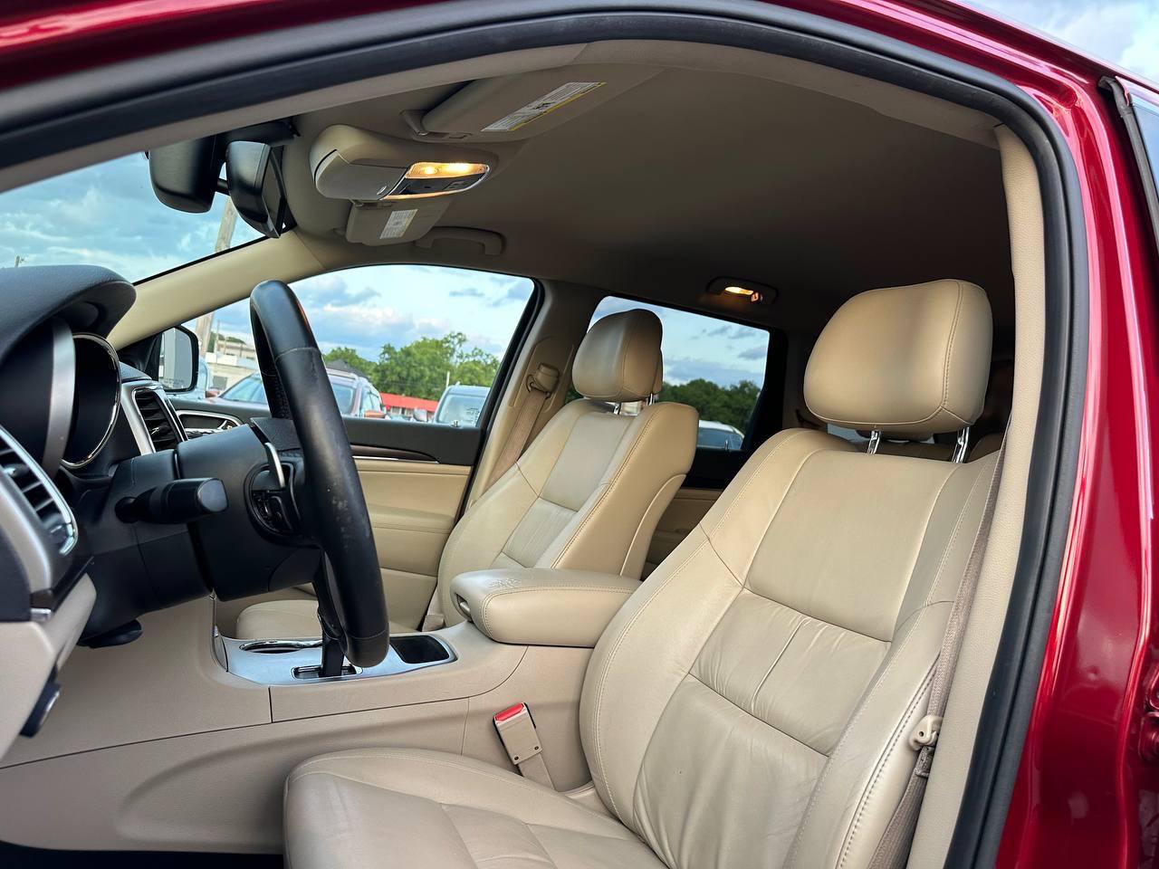 Used 2014 Jeep Grand Cherokee Limited RWD image 17