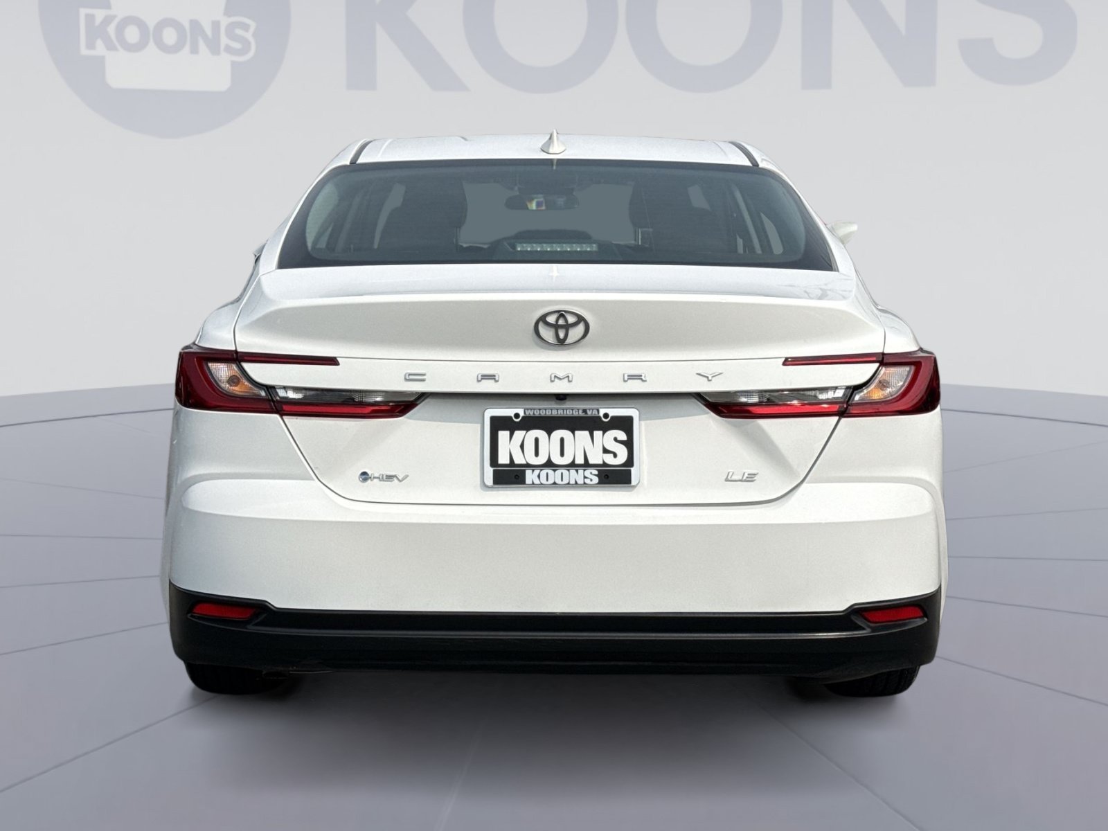 Used 2025 Toyota Camry LE FWD image 5