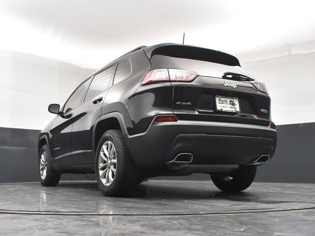 Used 2022 Jeep Cherokee Latitude Lux w/ Sun & Sound Group AWD/4WD image 22
