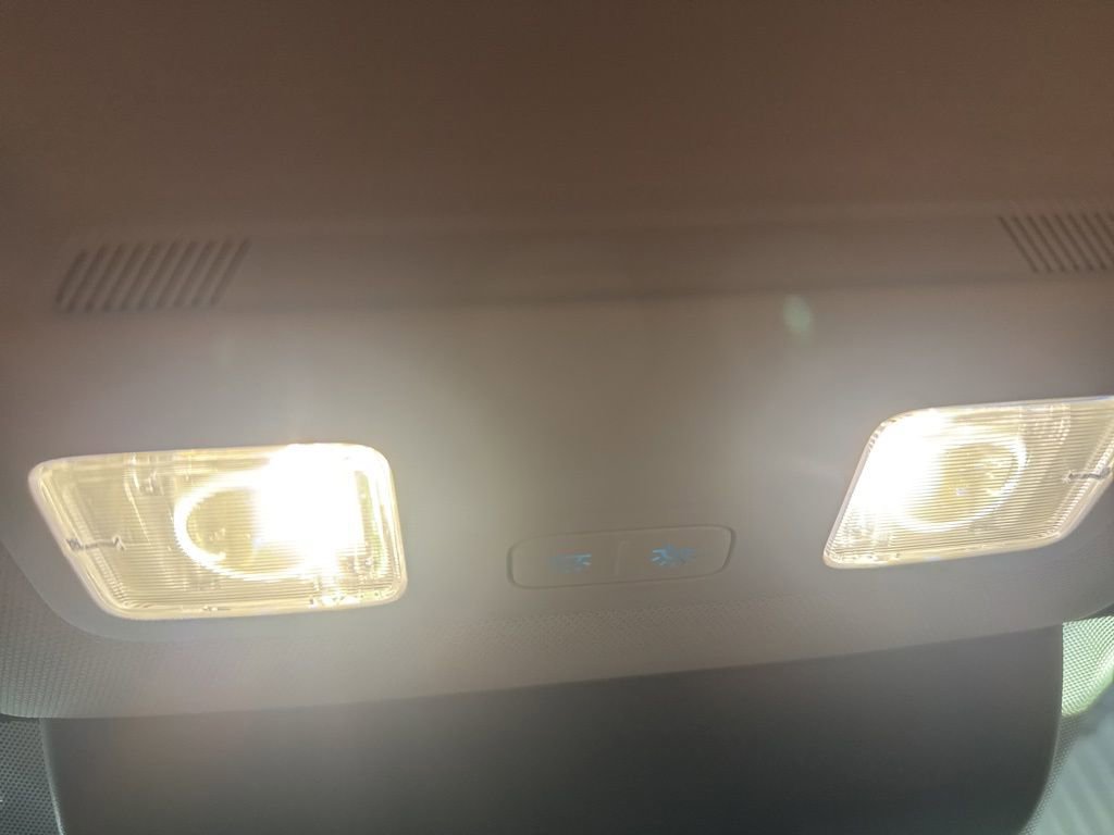 New 2025 Ford Maverick XLT w/ XLT Luxury Package image 21