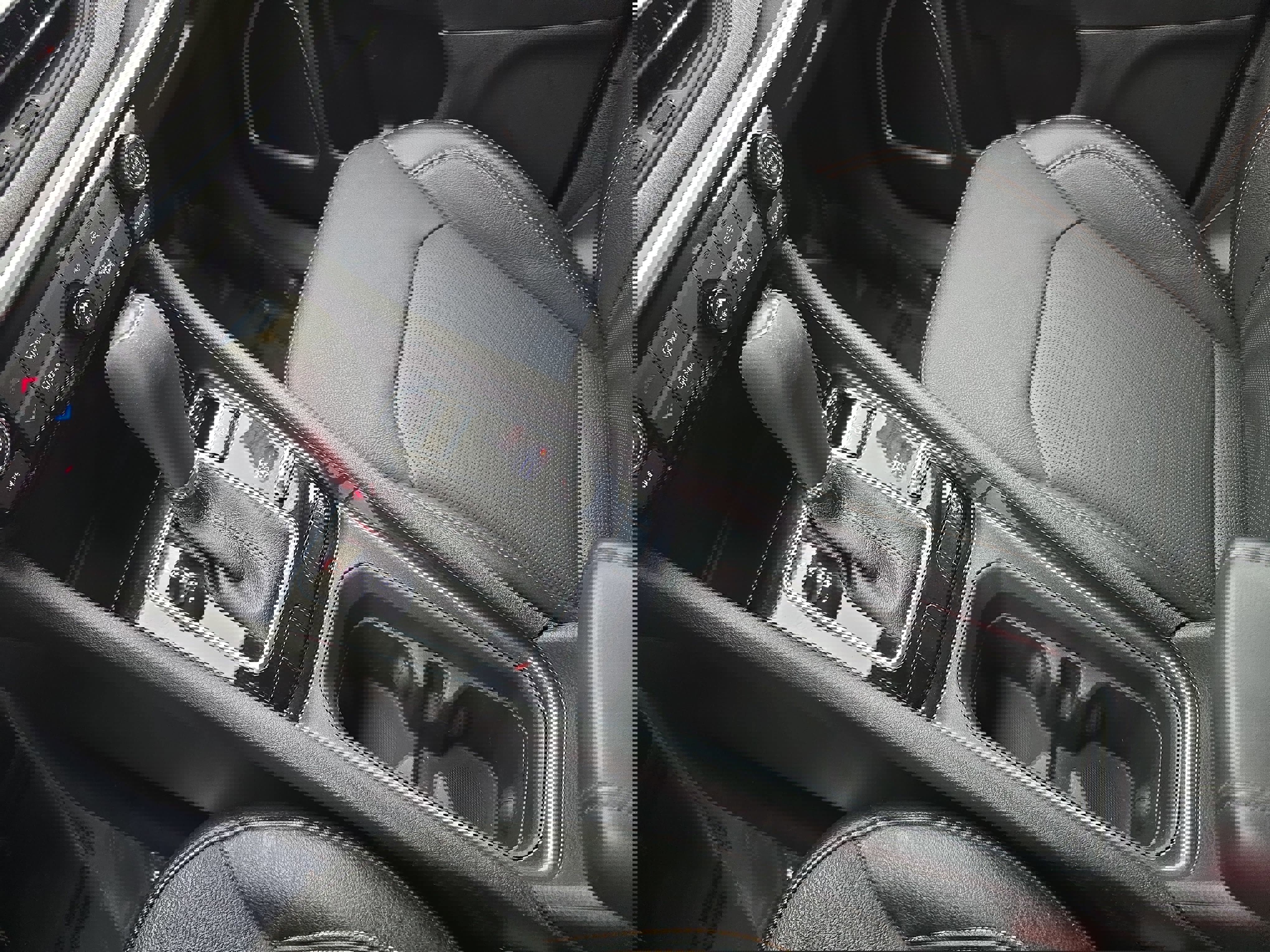 Used 2023 Jeep Compass Latitude image 23