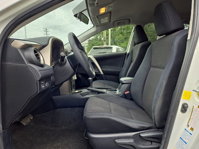 Used 2014 Toyota RAV4 LE AWD/4WD image 13