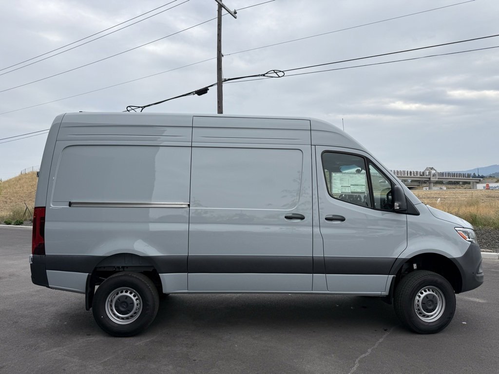 New 2025 Mercedes-Benz Sprinter 2500 image 4