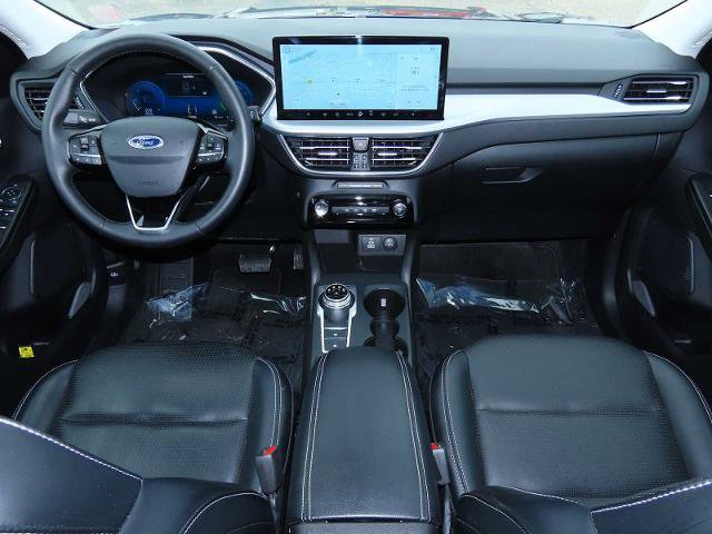 Certified 2025 Ford Escape Platinum image 17