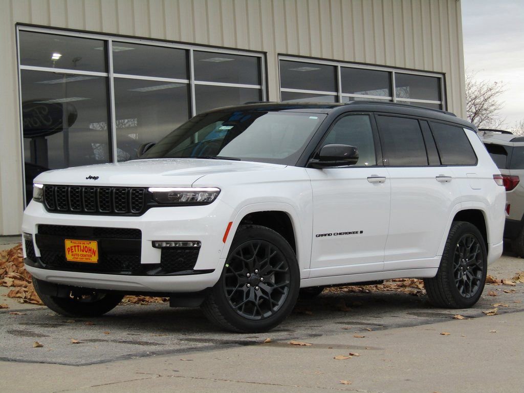 New 2025 Jeep Grand Cherokee L Summit w/ Obsidian Package image 12