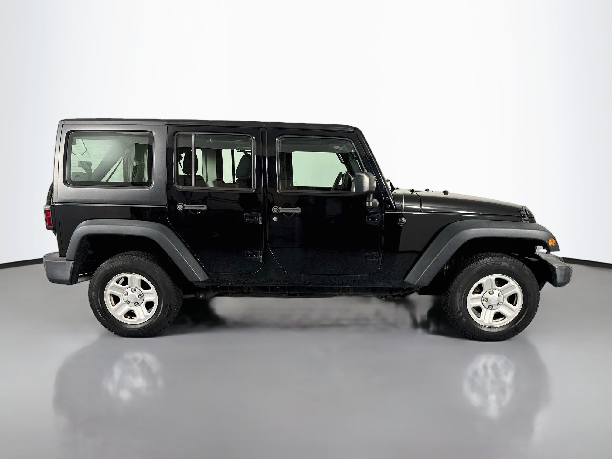 Used 2016 Jeep Wrangler Unlimited Sport AWD/4WD image 4