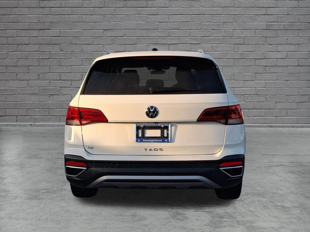 Used 2024 Volkswagen Taos SE FWD image 9
