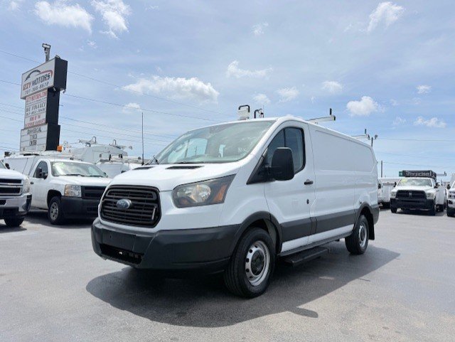 Used 2015 Ford Transit 250 130 Low Roof RWD image 2