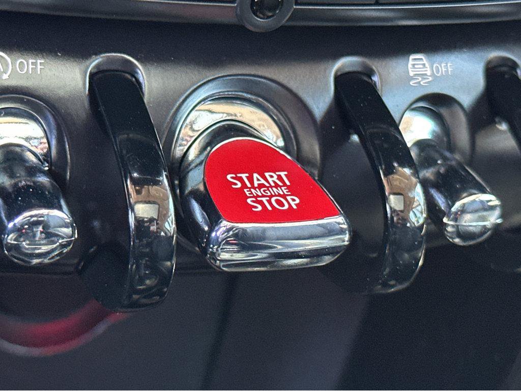 Used 2019 MINI Cooper S w/ Storage Package FWD image 23
