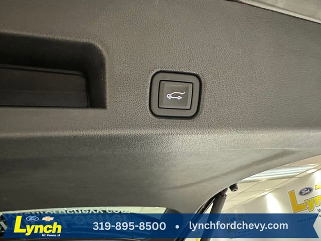 Used 2024 Chevrolet Traverse RS w/ LPO, Floor Liner Package AWD/4WD image 20