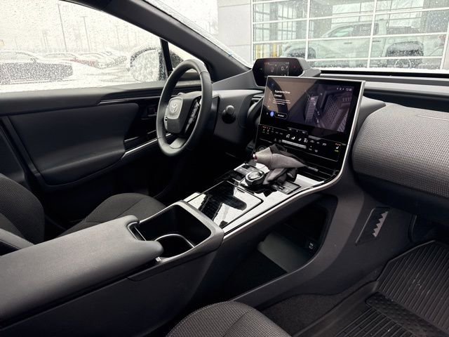 Used 2024 Toyota bZ4X XLE w/ Weather Package image 34