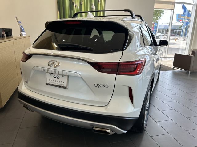 Certified 2025 INFINITI QX50 Luxe AWD/4WD image 6