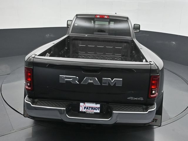 New 2026 RAM 3500 Tradesman AWD/4WD image 32