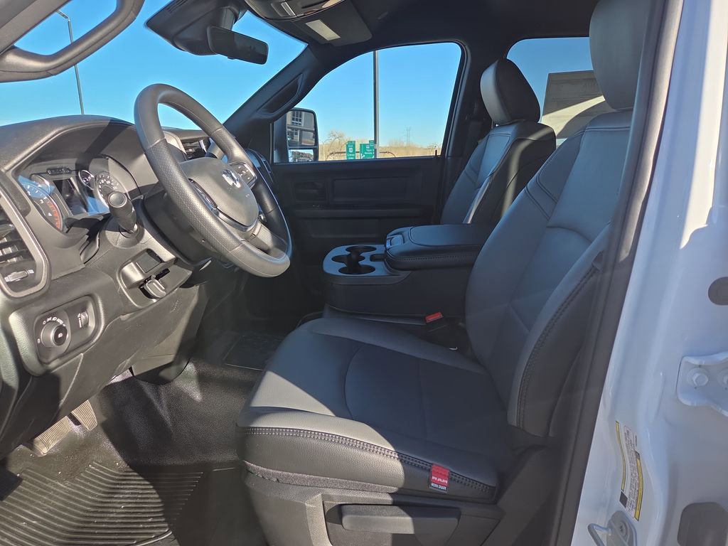 New 2026 RAM 4500 Tradesman AWD/4WD image 10