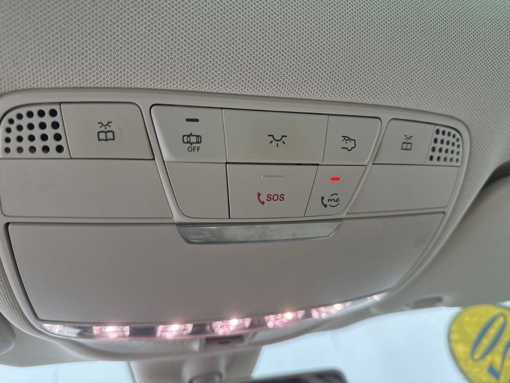 Used 2020 Mercedes-Benz GLC 300 4MATIC image 25