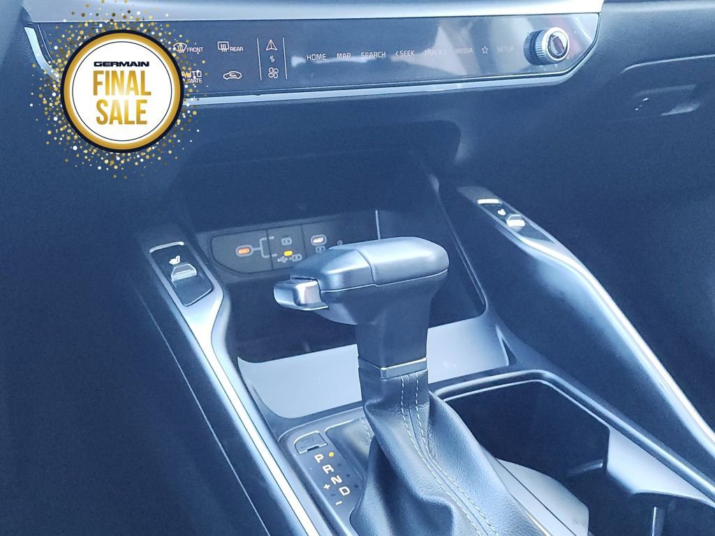 Certified 2025 Kia Sorento S image 23