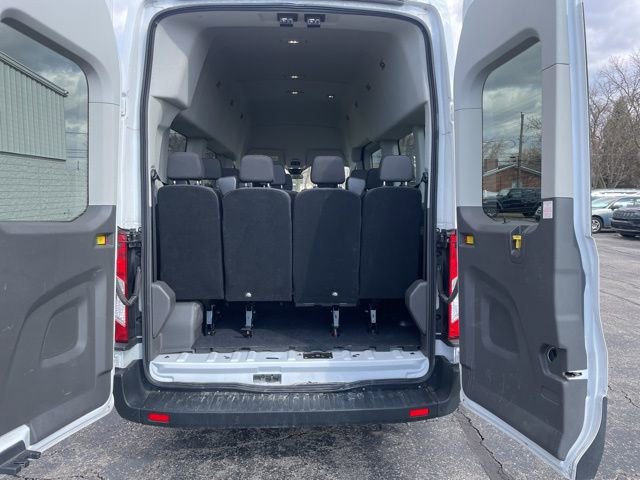 Used 2024 Ford Transit 350 XLT RWD image 13