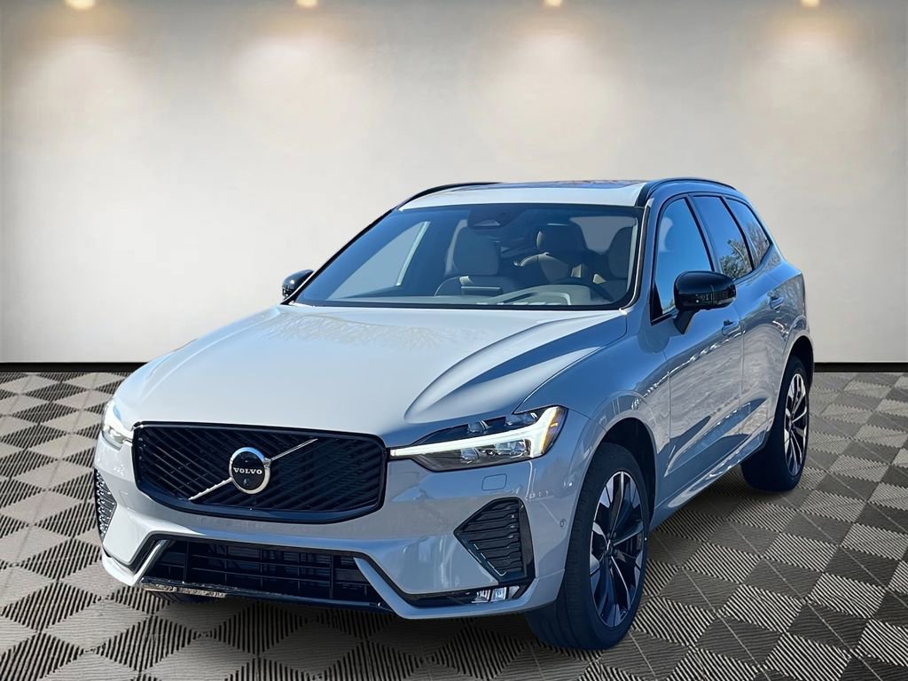 New 2026 Volvo XC60 B5 Plus w/ Climate Package image 7