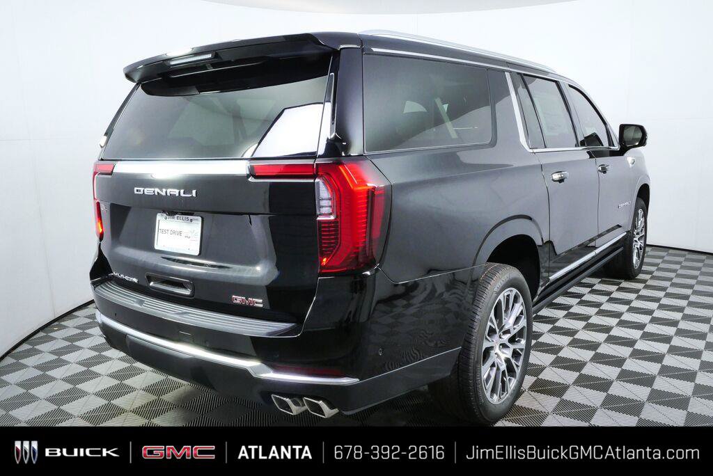 New 2026 GMC Yukon XL Denali w/ Sun & Power Step Package AWD/4WD image 13