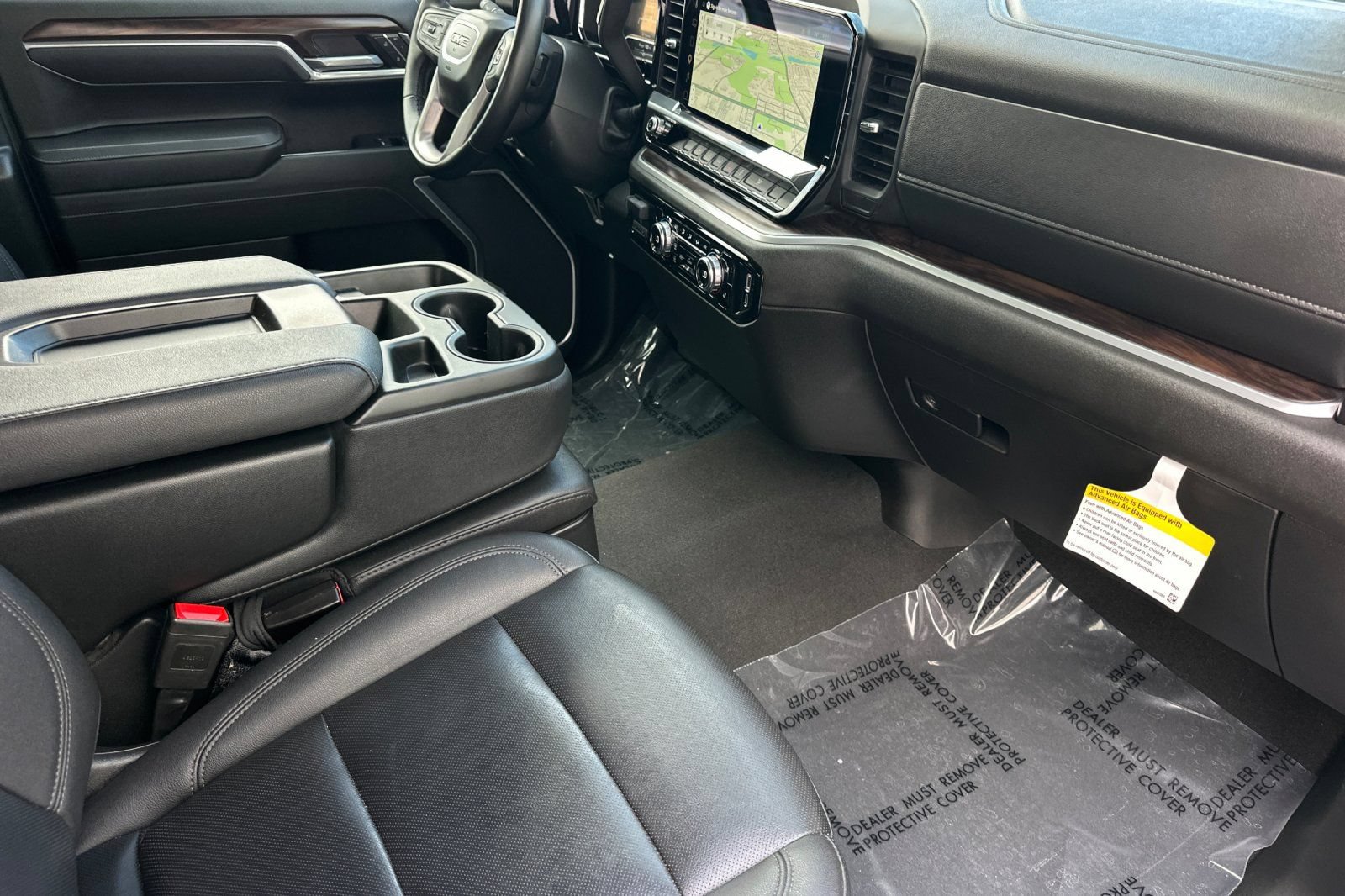Used 2025 GMC Sierra 1500 SLT AWD/4WD image 19