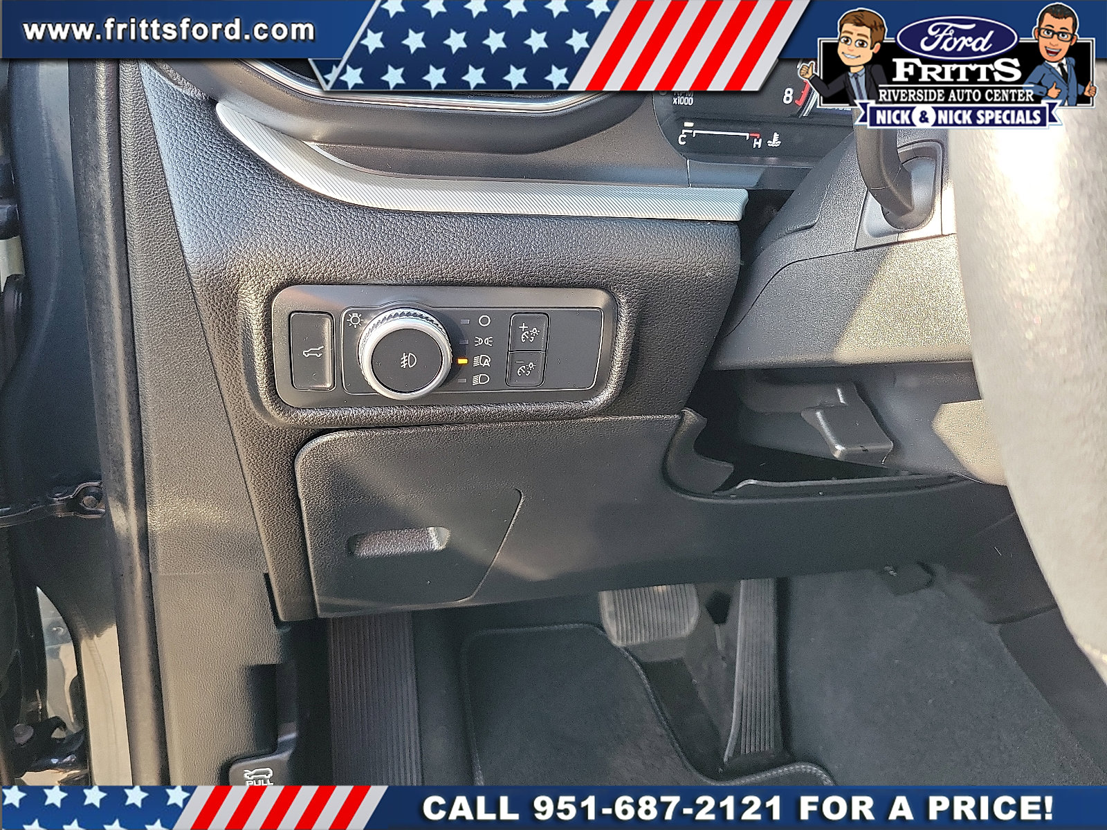 Certified 2022 Ford Explorer XLT w/ Equipment Group 202A RWD image 12