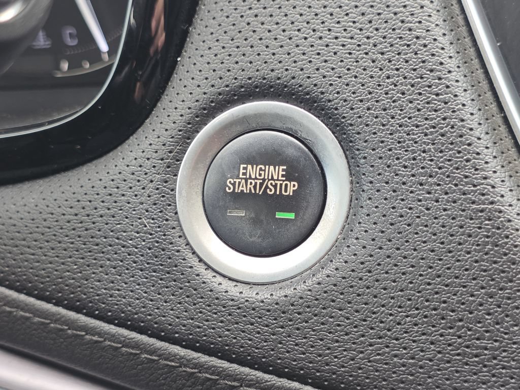 Used 2019 Cadillac XT5 Luxury FWD image 27