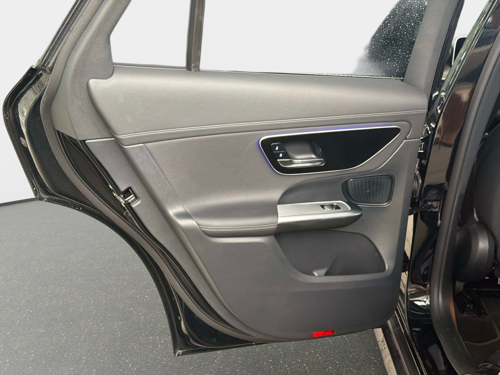 Certified 2026 Mercedes-Benz GLC 300 image 12