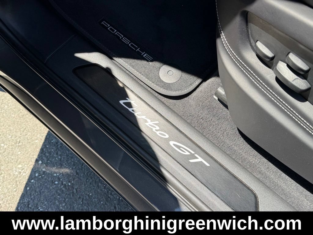 Used 2024 Porsche Cayenne Turbo GT AWD/4WD image 31