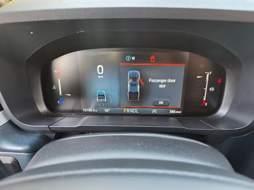 Used 2026 Ford Maverick XLT AWD/4WD image 3