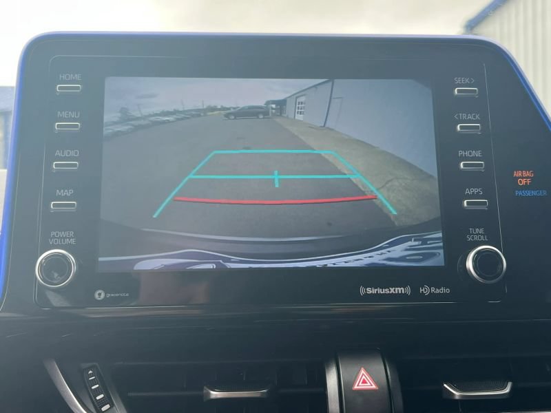 Used 2021 Toyota C-HR XLE FWD image 34