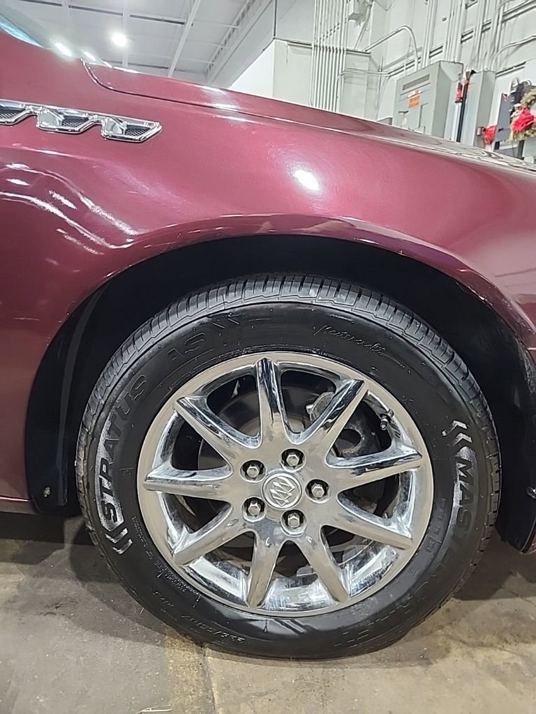 Used 2007 Buick Lucerne CXL w/ Luxury Package FWD image 8