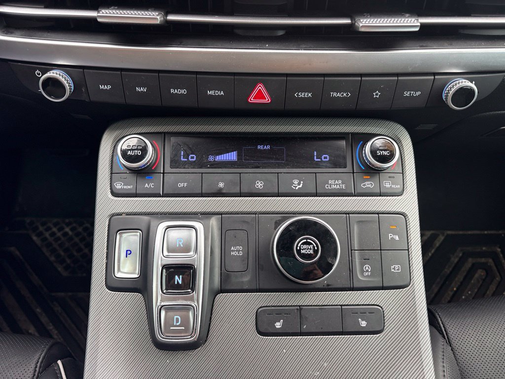 Used 2025 Hyundai Palisade SEL FWD image 30