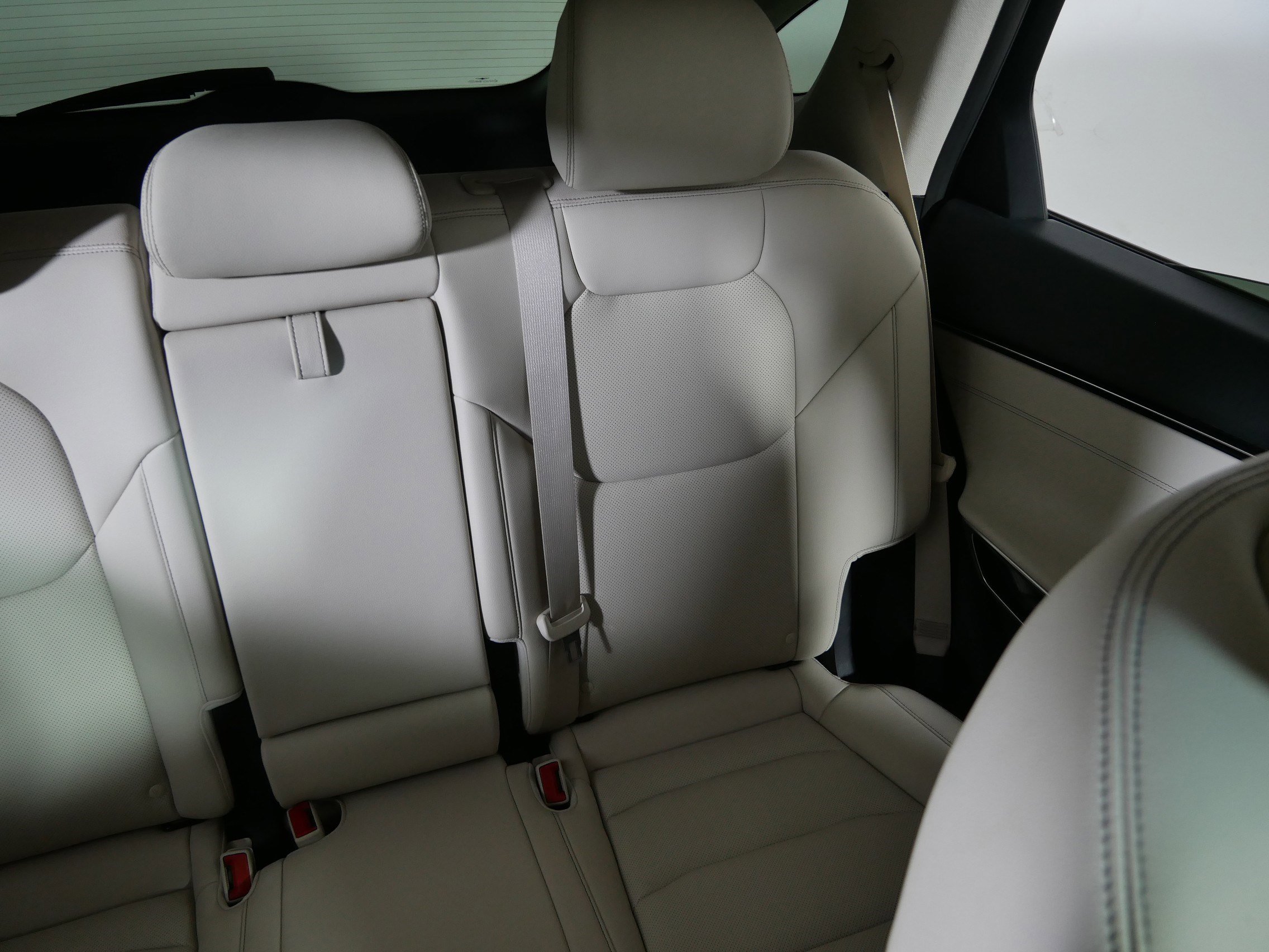 Used 2022 Genesis GV70 2.5T image 14