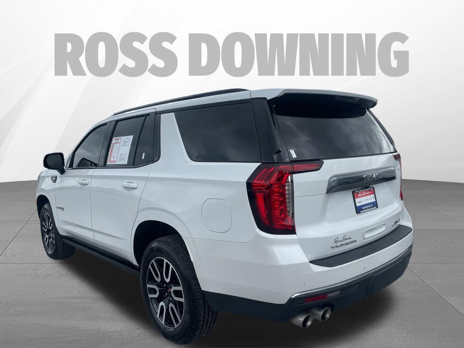 Used 2024 GMC Yukon AT4 w/ AT4 Premium Plus Package AWD/4WD image 6