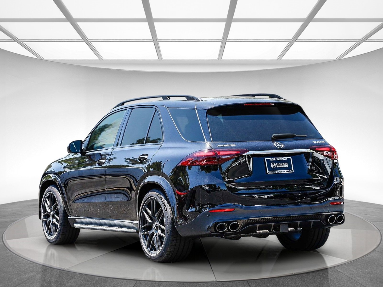 New 2025 Mercedes-Benz GLE 53 AMG 4MATIC image 2