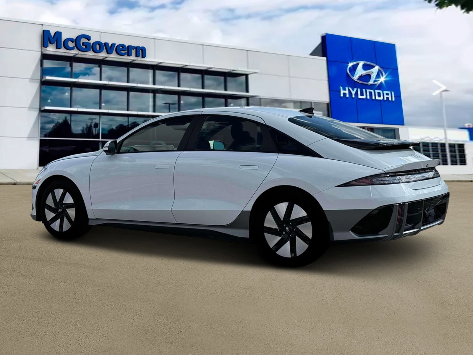 New 2025 Hyundai Ioniq 6 SE RWD image 4