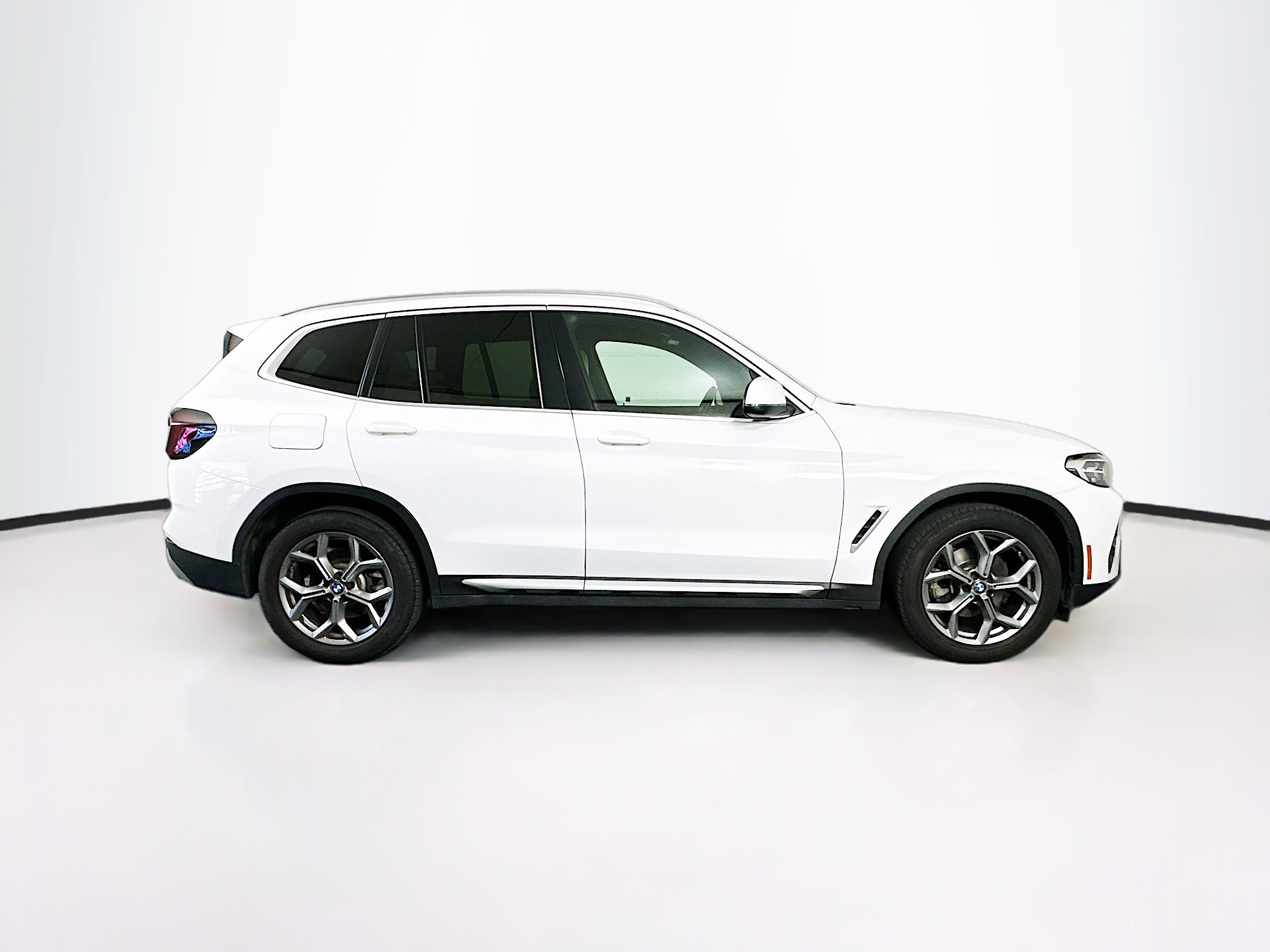 Used 2023 BMW X3 sDrive30i w/ Convenience Package RWD image 10