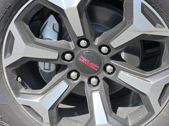 New 2026 GMC Yukon XL AT4 Ultimate w/ LPO, Floor Liner Package AWD/4WD image 11
