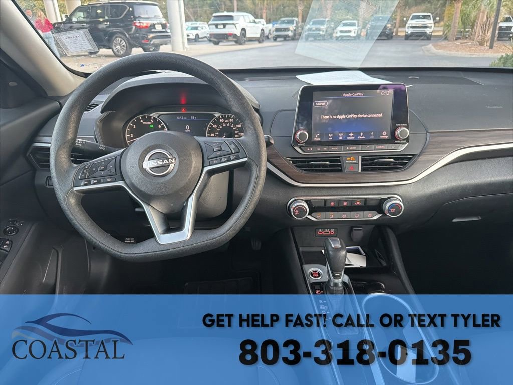 Used 2024 Nissan Altima 2.5 SV image 3