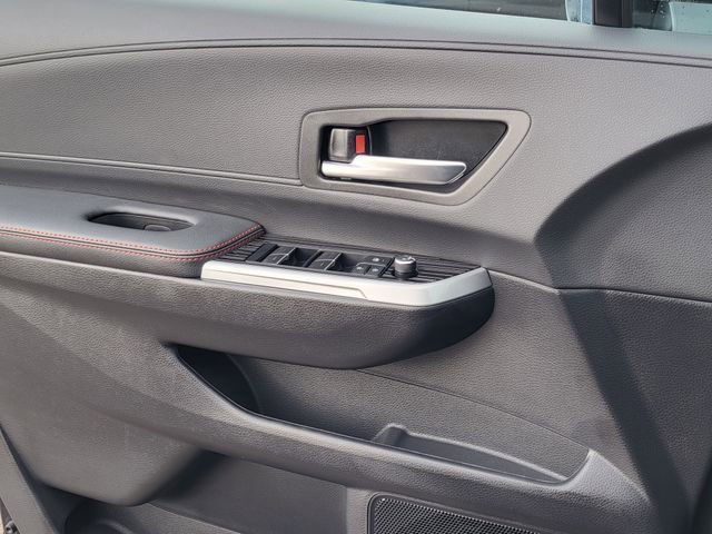 Used 2026 Toyota Sienna XSE image 13
