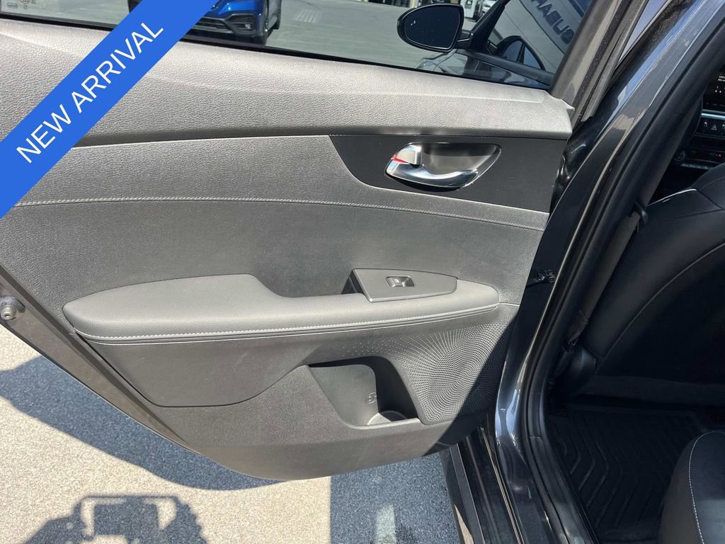 Used 2024 Kia Forte GT-Line w/ GT-Line Premium Package image 20