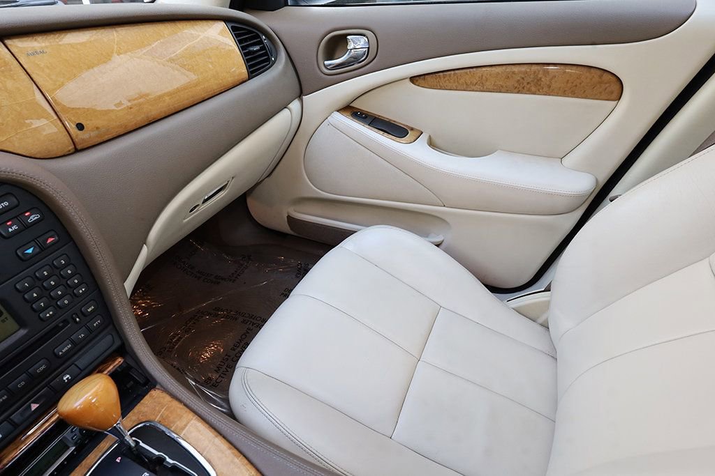 Used 2006 Jaguar S-TYPE 3.0 image 37